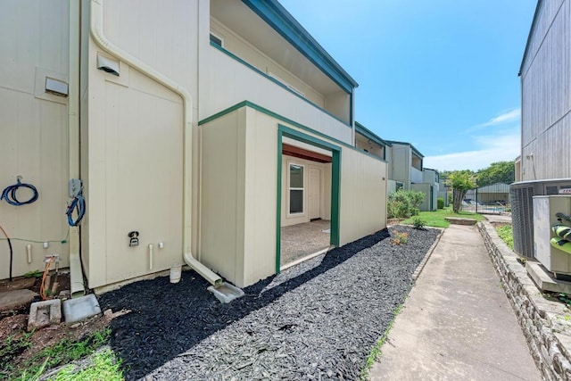 6718 Silvermine Dr Unit 804, Austin, TX 78736 - view of side of property featuring a cooling unit