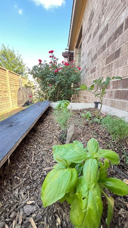 157 Monroe Dr, Kyle, TX 78640 - view of yard