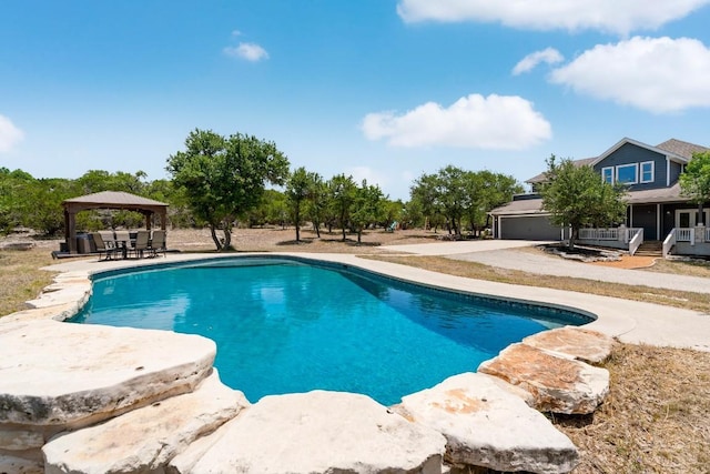 13420 Trail Driver St, Austin, TX 78737 - swimming pool with a gazebo