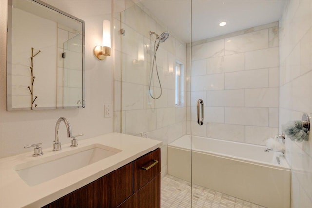 2504 Willow St Unit A, Austin, TX 78702 - full bath with vanity and enclosed tub / shower combo