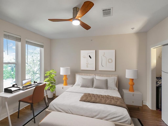 1900 Barton Springs Rd Unit 4013, Austin, TX 78704 - bedroom with wood finished floors, a desk, and ceiling fan