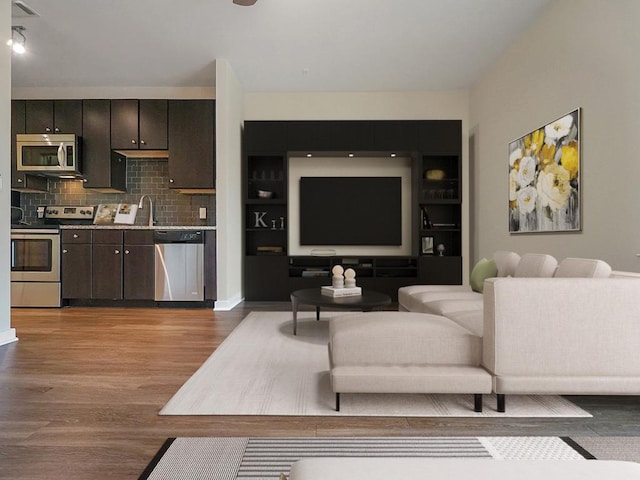 1900 Barton Springs Rd Unit 4013, Austin, TX 78704 - living area featuring light wood finished floors