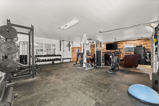744 Jim Bowie Dr, Spicewood, TX 78669 - workout area featuring a garage