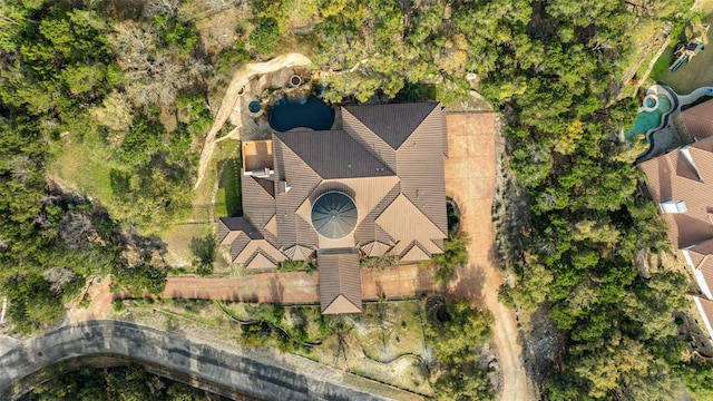 604 Logans Ln, Austin, TX 78746 - aerial view of property and surrounding area