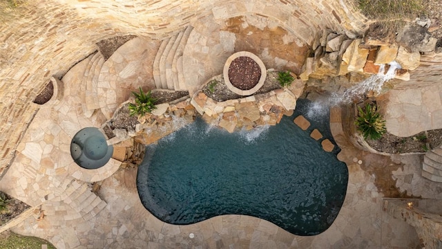 604 Logans Ln, Austin, TX 78746 - aerial view of property's location
