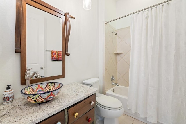 310 Lauren Trl, Cedar Park, TX 78613 - bathroom featuring vanity, shower / bath combo, and toilet