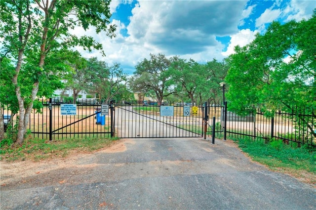 5606 Longhorn Lndg, Austin, TX 78734 - view of gate