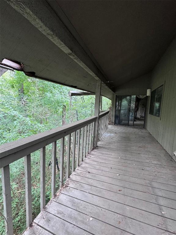 3409 Rosefinch Trl, Austin, TX 78746 - view of wooden terrace