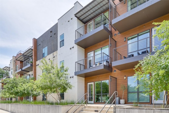 207 W Johanna St Unit 102, Austin, TX 78704 - view of apartment building / complex