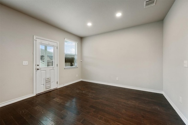 120 Flexus Ln, Liberty Hill, TX 78642 - empty room featuring hardwood / wood-style flooring, baseboards, and recessed lighting