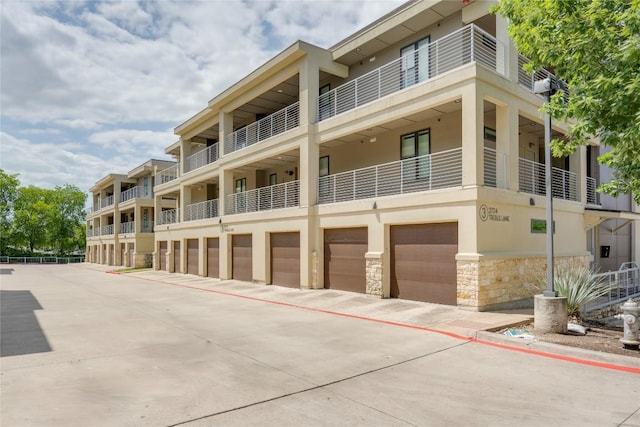2724 Treble Ln Unit 324, Austin, TX 78704 - view of property