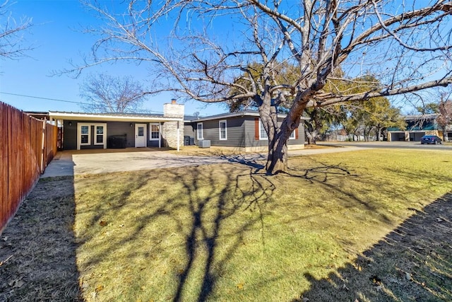 110 N Willis St, Lampasas, TX 76550 - view of yard