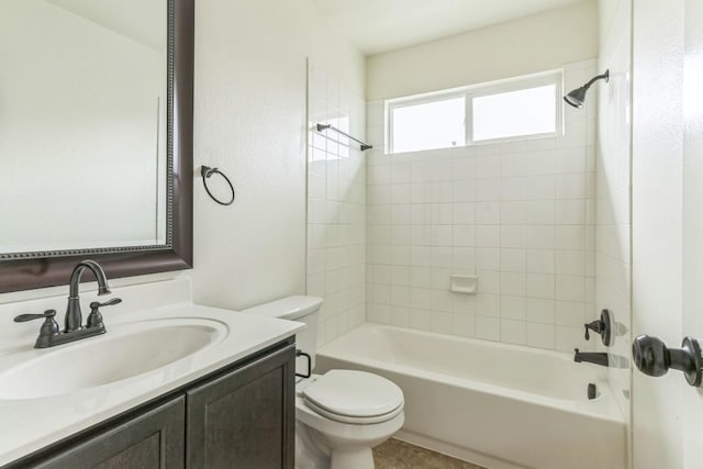 217 Hoya Ln, San Marcos, TX 78666 - bathroom with shower / bath combination and vanity