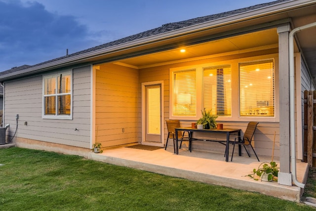 98 Barton Creek Ln, Hutto, TX 78634 - back of house featuring a patio area and a yard