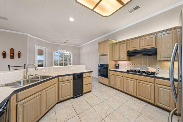 2001 Crown Ridge Dr, Kerrville, TX 78028 - photo 11
