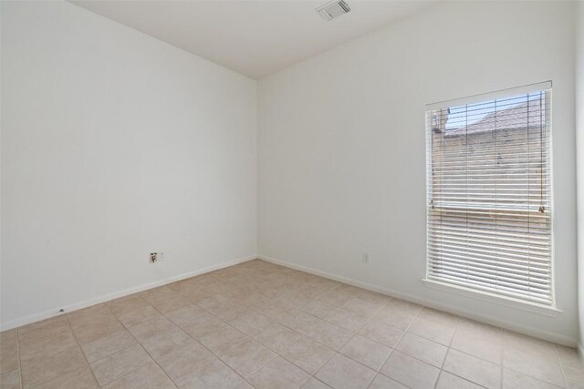16 Troon Dr, Lakeway, TX 78738 - spare room with baseboards