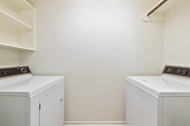 16 Troon Dr, Lakeway, TX 78738 - laundry room featuring separate washer and dryer