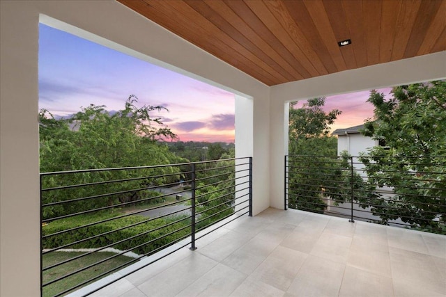 902 Challenger St, Lakeway, TX 78734 - view of balcony at dusk