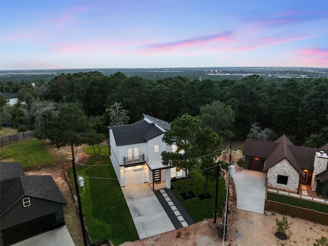 121 Mokolii Ct, Bastrop, TX 78602 - view of subject property featuring a heavily wooded area