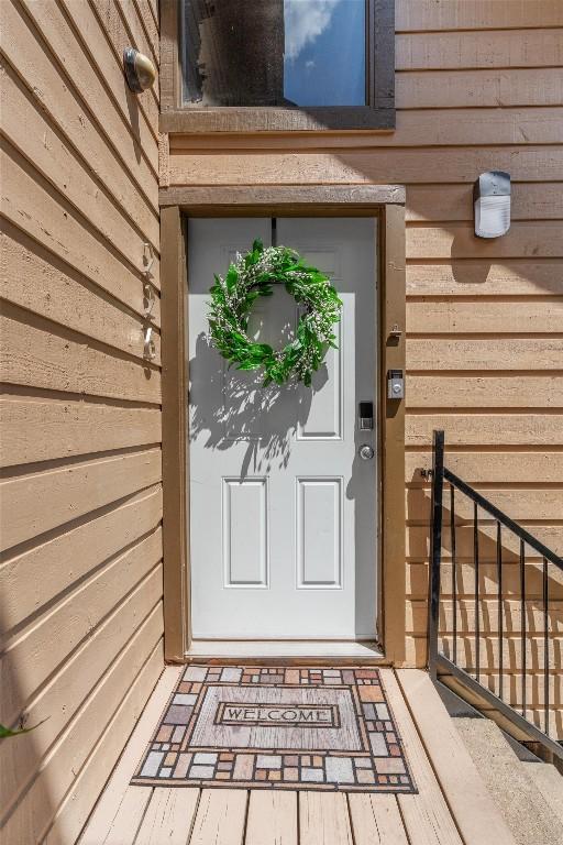 5608 Cougar Dr Unit 226, Austin, TX 78745 - view of entrance to property