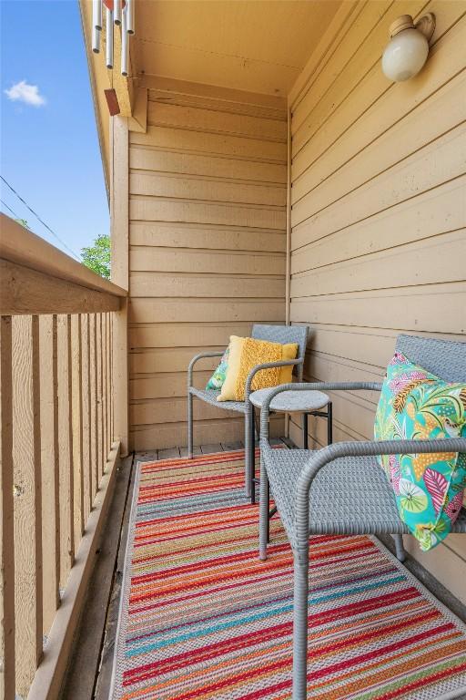 5608 Cougar Dr Unit 226, Austin, TX 78745 - view of balcony