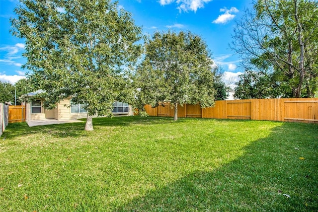 612 Arrowood Pl, Round Rock, TX 78665 - view of yard featuring a patio