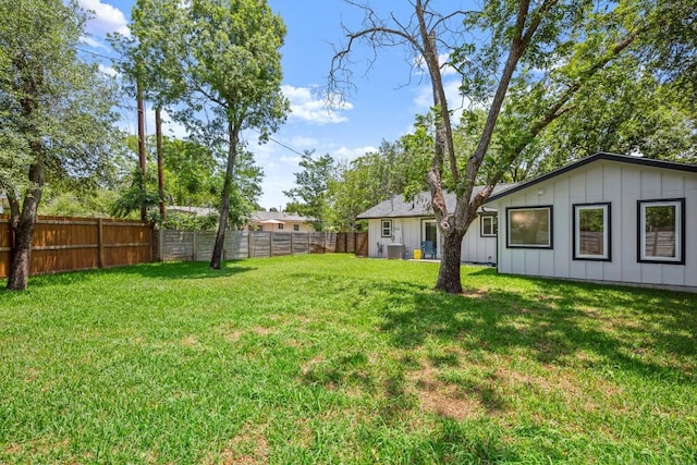 4802 Brighton Rd, Austin, TX 78745 - view of fenced backyard