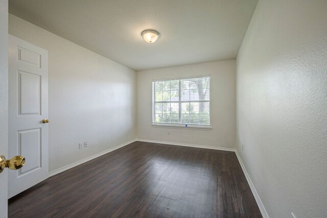 3006 Greenlawn St, Taylor, TX 76574 - photo 21