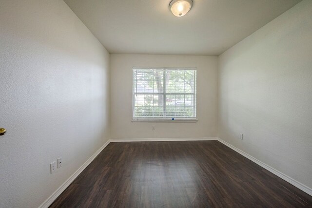 3006 Greenlawn St, Taylor, TX 76574 - photo 22