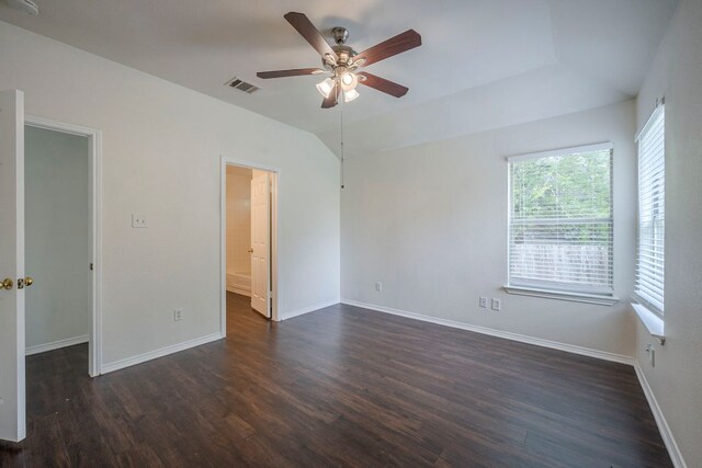 3006 Greenlawn St, Taylor, TX 76574 - photo 9