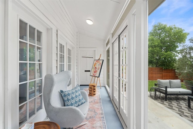 2103 W 10th St, Austin, TX 78703 - sunroom / solarium with lofted ceiling