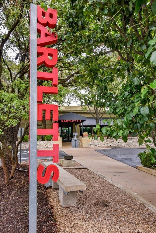3304 Whitepine Dr, Austin, TX 78757 - surrounding community