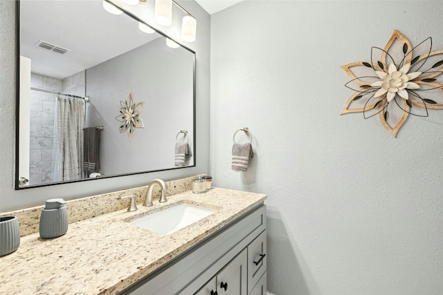 1804 Matthews Ln Unit B, Austin, TX 78745 - full bath featuring vanity and curtained shower
