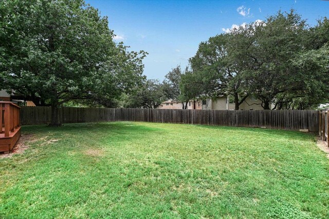 13022 Hunters Chase Dr, Austin, TX 78729 - view of yard