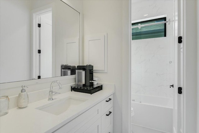 13322 Galleria Cir, Austin, TX 78738 - full bath featuring vanity, toilet, and shower / bath combination