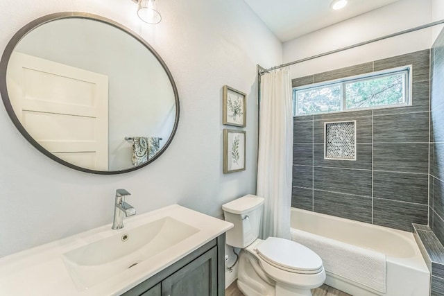1174 Desiree St, Canyon Lake, TX 78133 - full bathroom featuring vanity and shower / bath combo with shower curtain