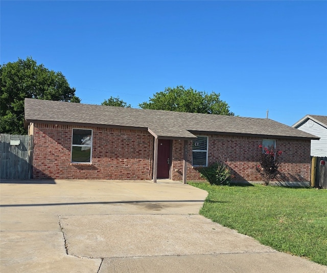 201 Clore Rd, Harker Heights, TX 76548 - ranch-style house featuring brick siding and a shingled roof