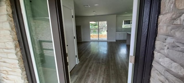 2101 Vanderbilt Ln, Austin, TX 78723 - hall with wood finished floors