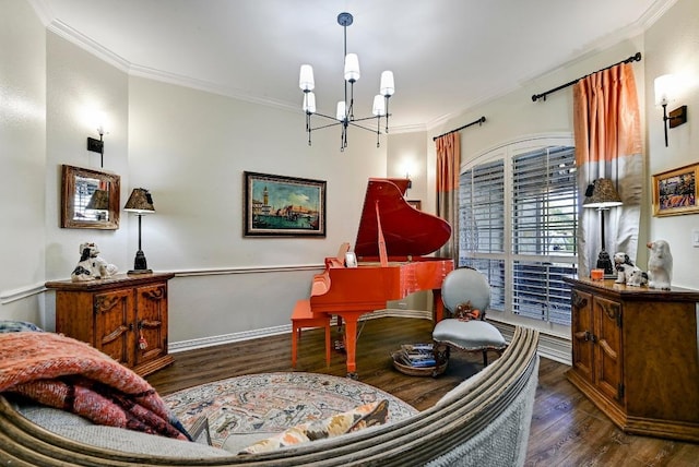 404 Riley Trl, Cedar Park, TX 78613 - living area featuring wood finished floors, crown molding, a chandelier, and baseboards