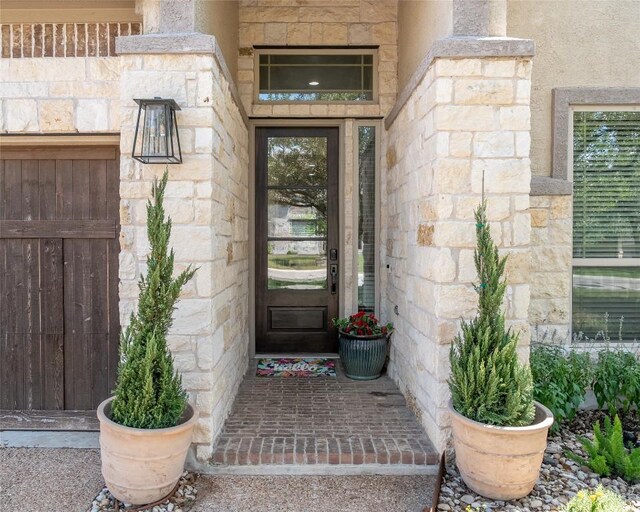 1225 Grassy Field Rd, Austin, TX 78737 - entrance to property featuring stone siding