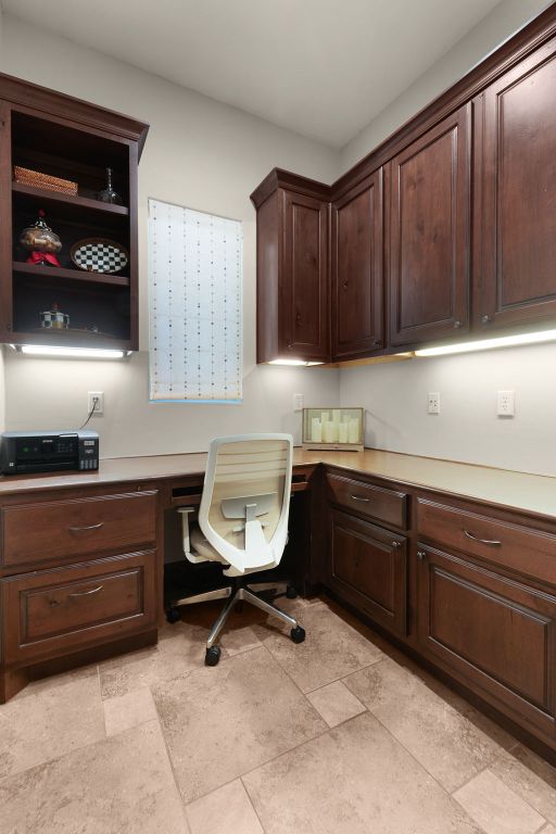 2904 Kodiak Cv, Cedar Park, TX 78613 - office featuring built in study area