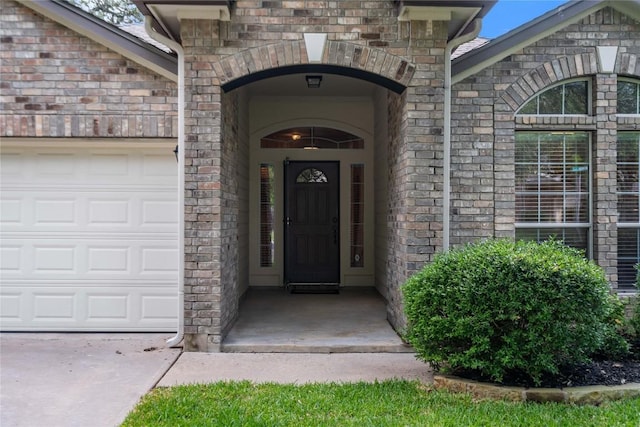10500 Hendon St, Austin, TX 78748 - entrance to property featuring a garage and stone siding
