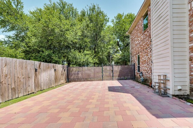 8132 Amelia Cv, Austin, TX 78750 - view of patio / terrace