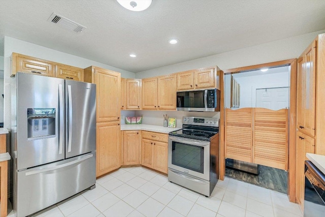 401 E Westfall Trl, Liberty Hill, TX 78642 - photo 8
