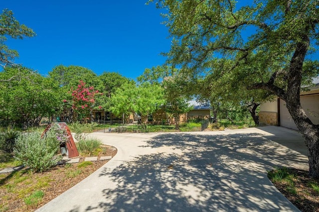 165 Highridge Ln, Fredericksburg, TX 78624 - photo 1