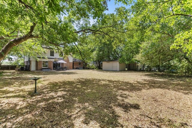 3104 Rexford Dr, Austin, TX 78723 - view of yard