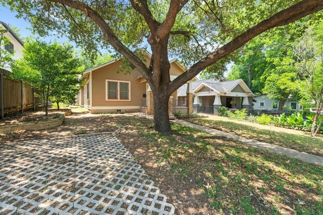 4314 Duval St, Austin, TX 78751 - view of front of property with crawl space