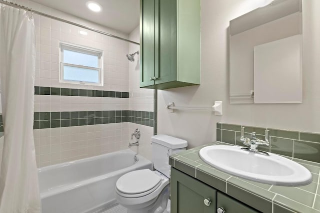4314 Duval St, Austin, TX 78751 - full bathroom featuring shower / bath combination with curtain and vanity