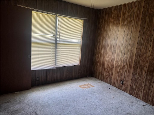 200 W Odell St, Austin, TX 78752 - spare room featuring carpet and wooden walls