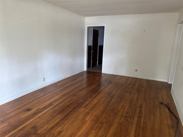 200 W Odell St, Austin, TX 78752 - empty room with hardwood / wood-style floors